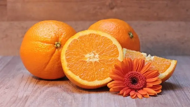 فوائد تناول البرتقال لعلاج الإمساك عند الأطفال 