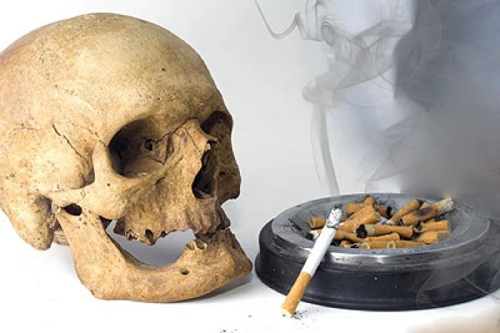 تدخين السجائر | عادات سيئة في حياتنا اليومية