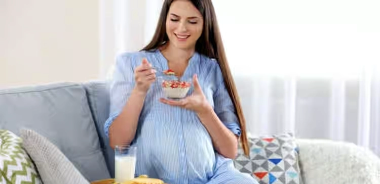 نصائح للتخفيف من عسر الهضم عند الحامل في الشهور الأولى
