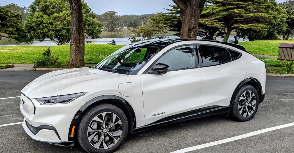 افضل السيارات الكهربائية | فورد موستنج ماك إي 2023 Ford Mustang Mach-E