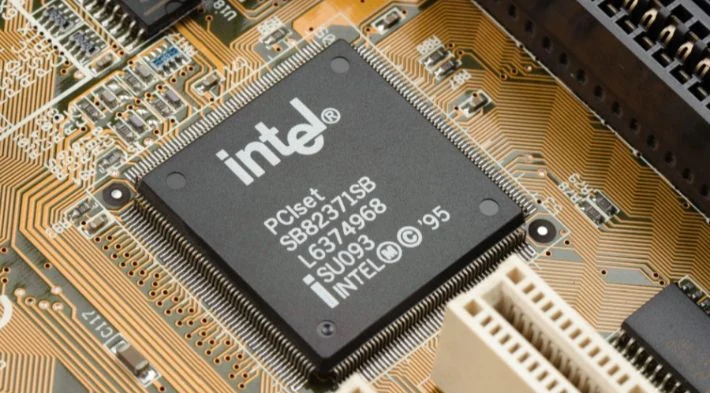 أنواع المعالجات Intel